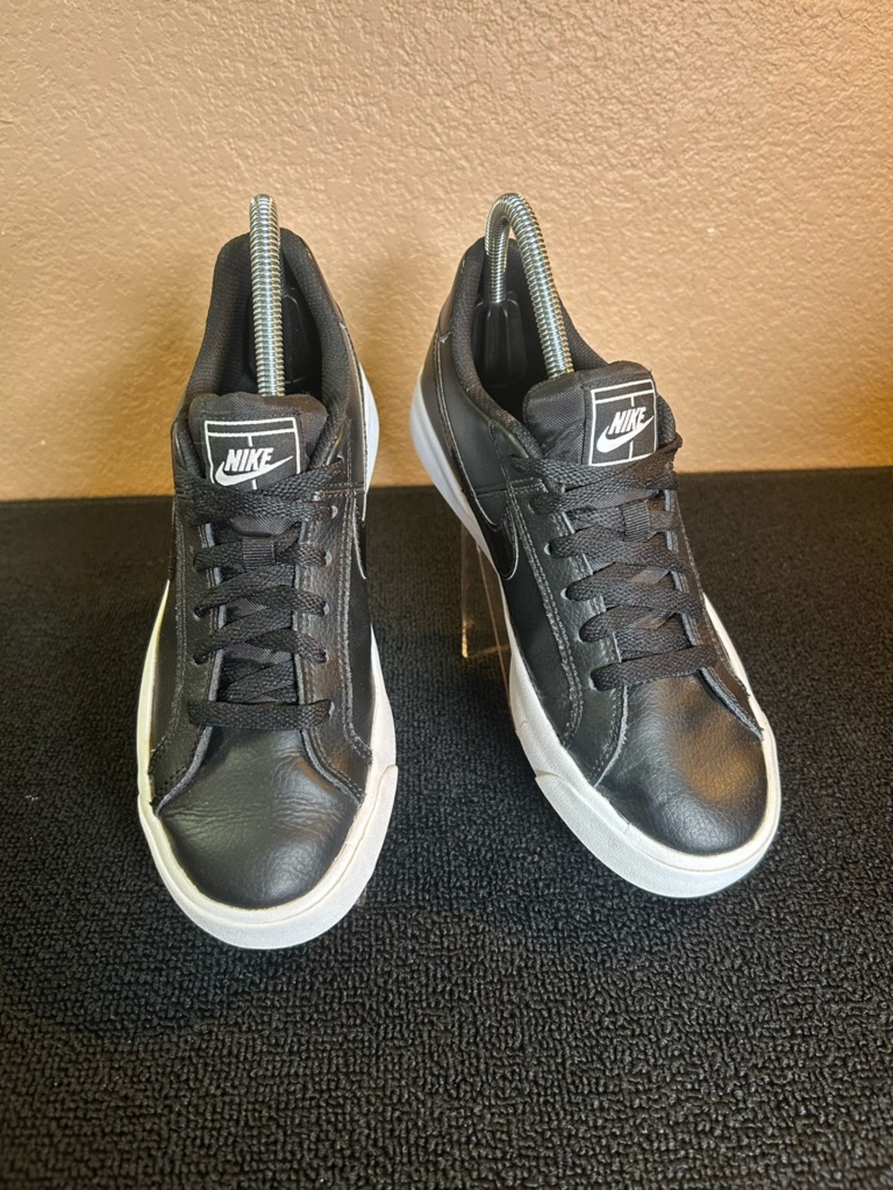 Nike Womens Court Royale AC Black Leather Low Top Lace Up Sneaker AO2810-003 7